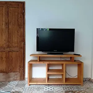verificați disponibilitatea
