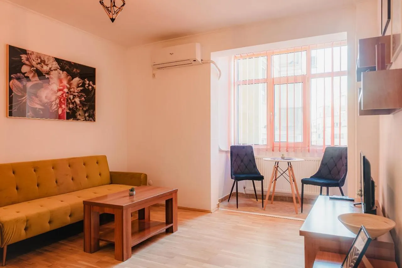 Romanian Athenaeum 1Br Apartment With Amazing View Bucarest